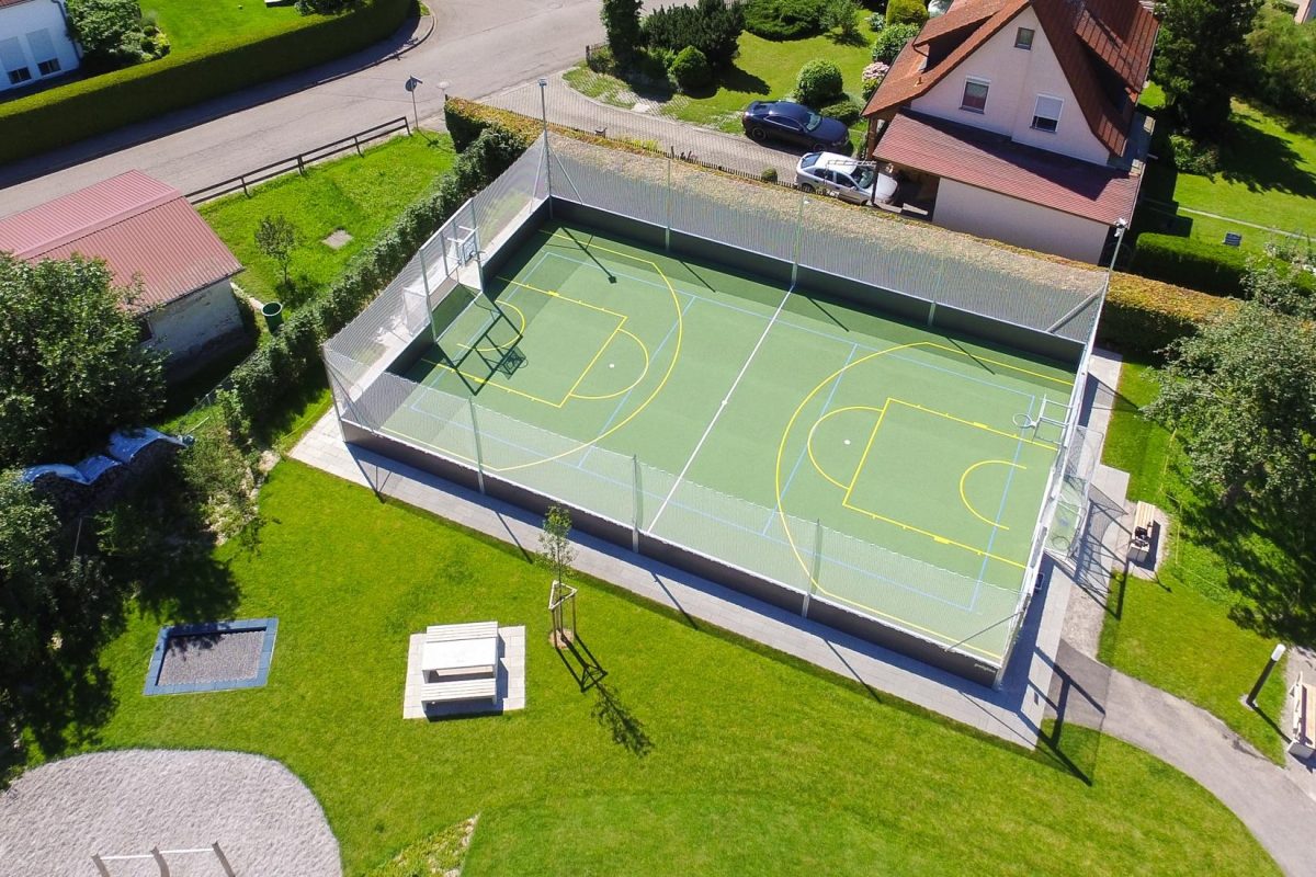 LA POLYPLAY ARENA COMME LIEU DE RENCONTRE