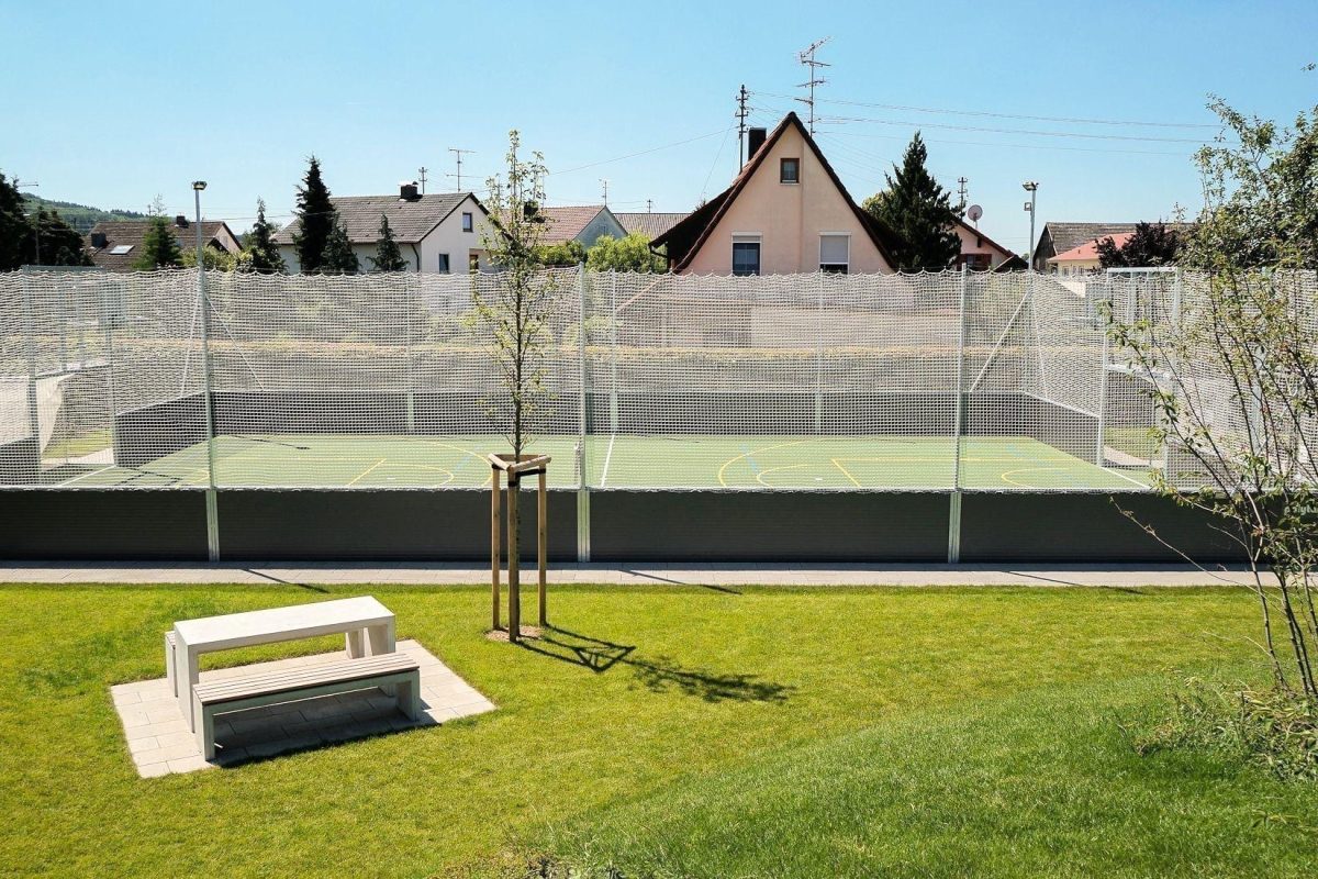 LA POLYPLAY ARENA COMME LIEU DE RENCONTRE
