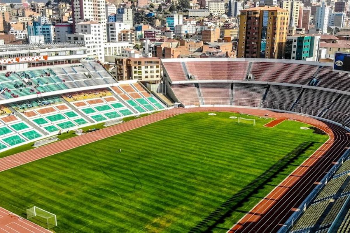 Revêtement synthétique Rekortan M pour le Estadio Hernando Siles